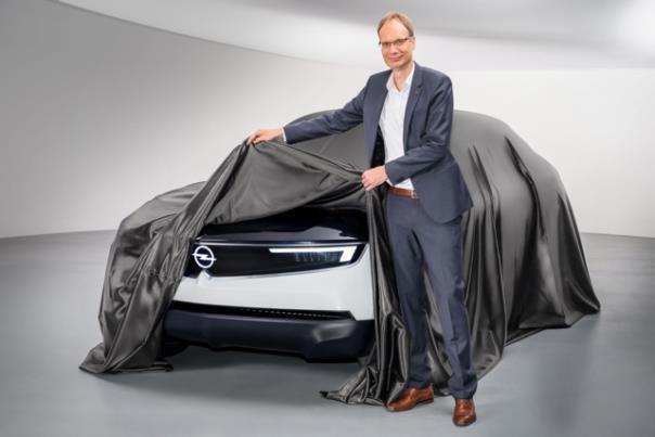 Klare Ansage: Opel CEO Michael Lohscheller nennt Markenidentität als wichtigen Teil des PACE!-Plans